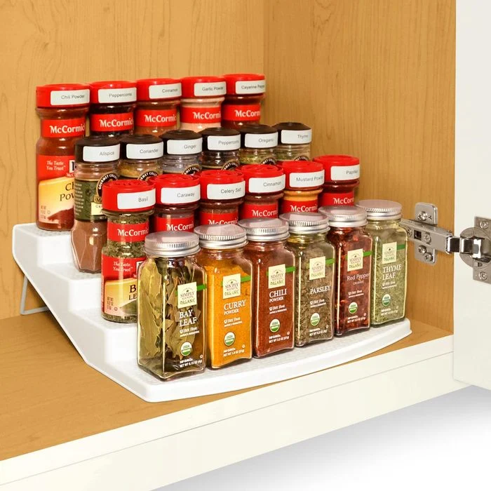 Plastic spice rack