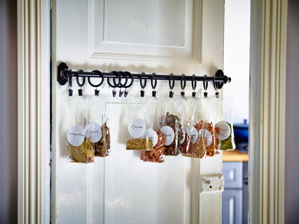 hanging spice organizer 