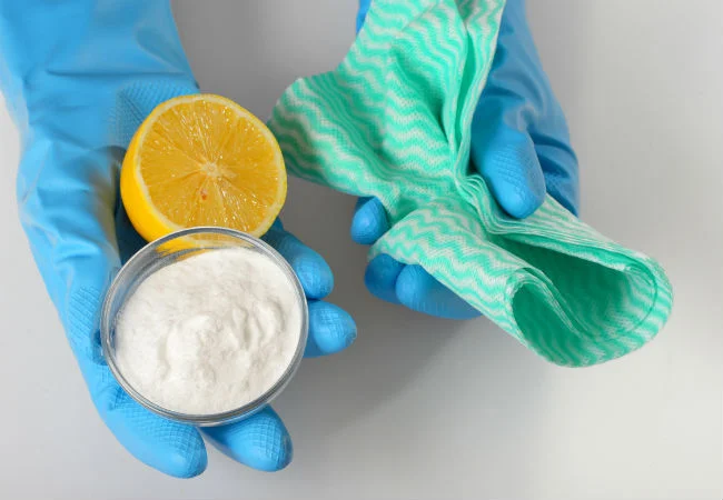 how to degrease kitchen cabinets