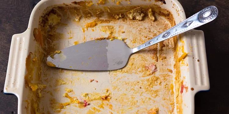 How to Get Baked On Grease Off Pans